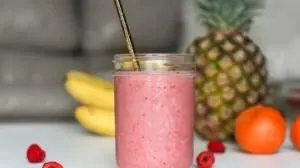 vitamina de frutas vermelhas