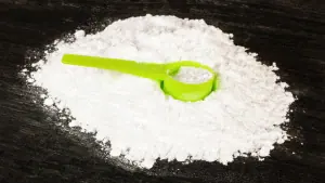 como ganhar massa muscular, foto de suplemento creatina e bcaa
