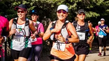 atletas correndo maratona
